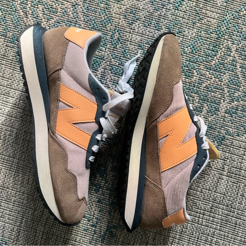 NB 237 size 10/41.5